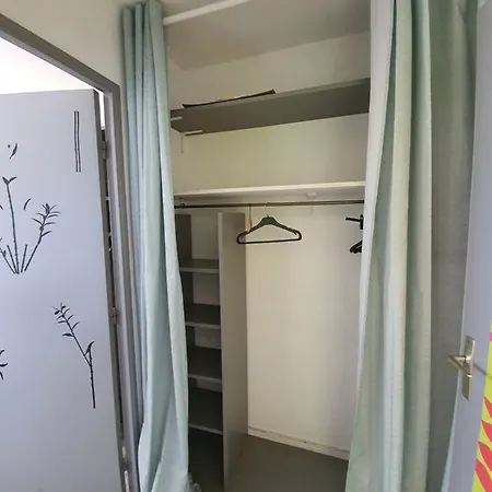 Superbe appartement face à la mer avec parking privatif Canet-en-Roussillon Esterno foto
